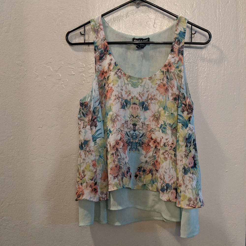 Floral top